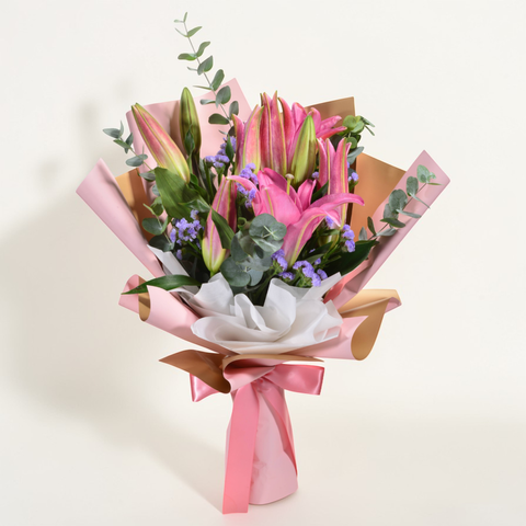 Secret Garden lilies and statice hand bouquet for birthday or anniversary with delivery in Kuala Lumpur and Selangor