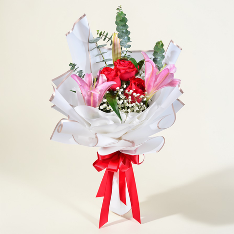 Sunset Kiss lily, rose and baby’s breath hand bouquet for birthday or anniversary with delivery in Kuala Lumpur and Selangor