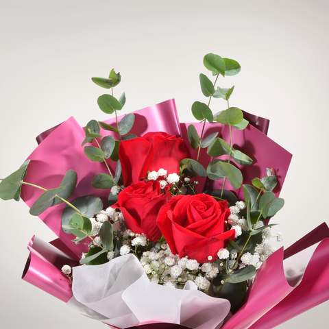 Ever After baby’s breath and rose hand bouquet for birthday or anniversary with delivery in Kuala Lumpur and Selangor