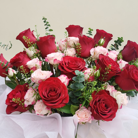 Endless Love eucalyptus and spray roses table arrangement for birthday or anniversary with delivery in Kuala Lumpur and Selangor