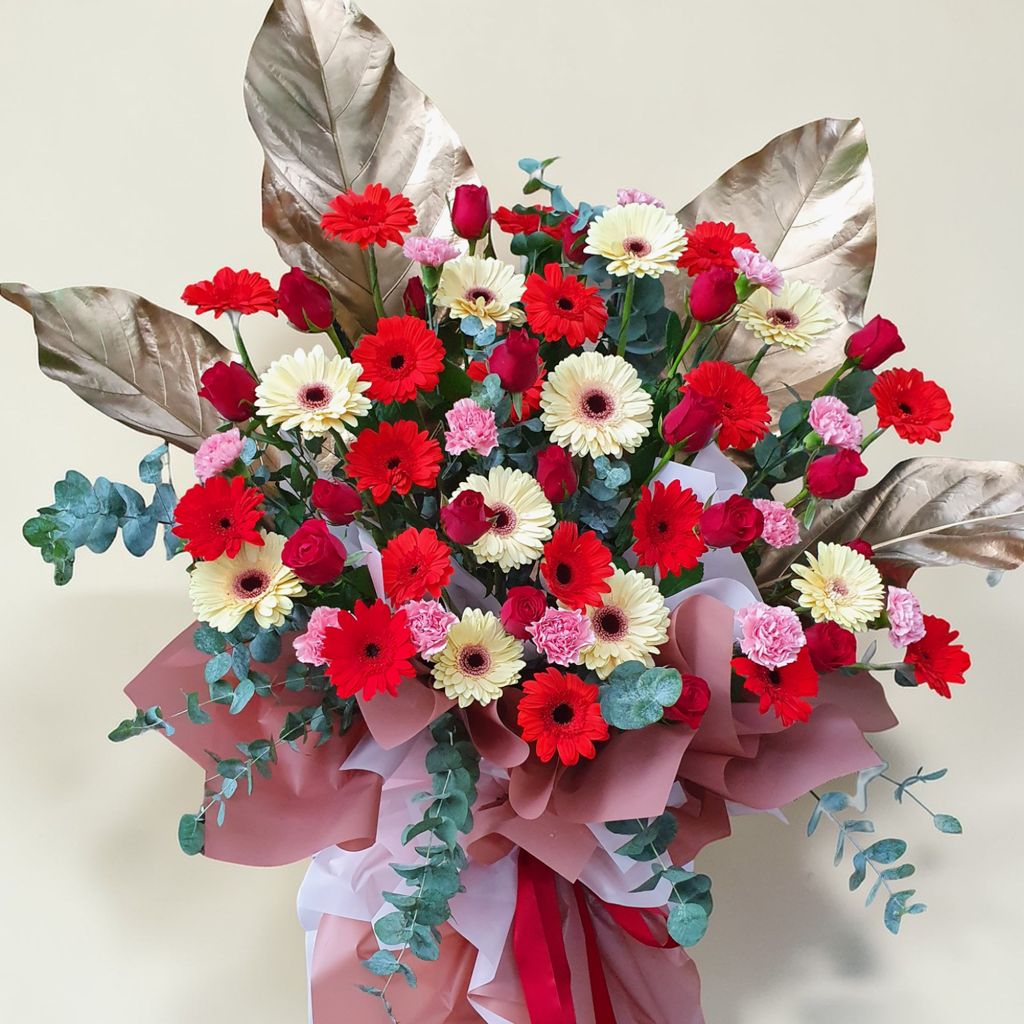 Victory Garden rose and carnation grand opening stand with delivery in Kuala Lumpur and Selangor