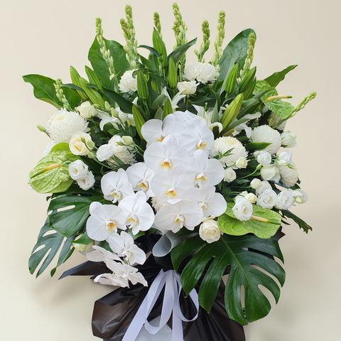 Peaceful Horizon condolence and funeral flowers sympathy stand with delivery in Kuala Lumpur and Selangor