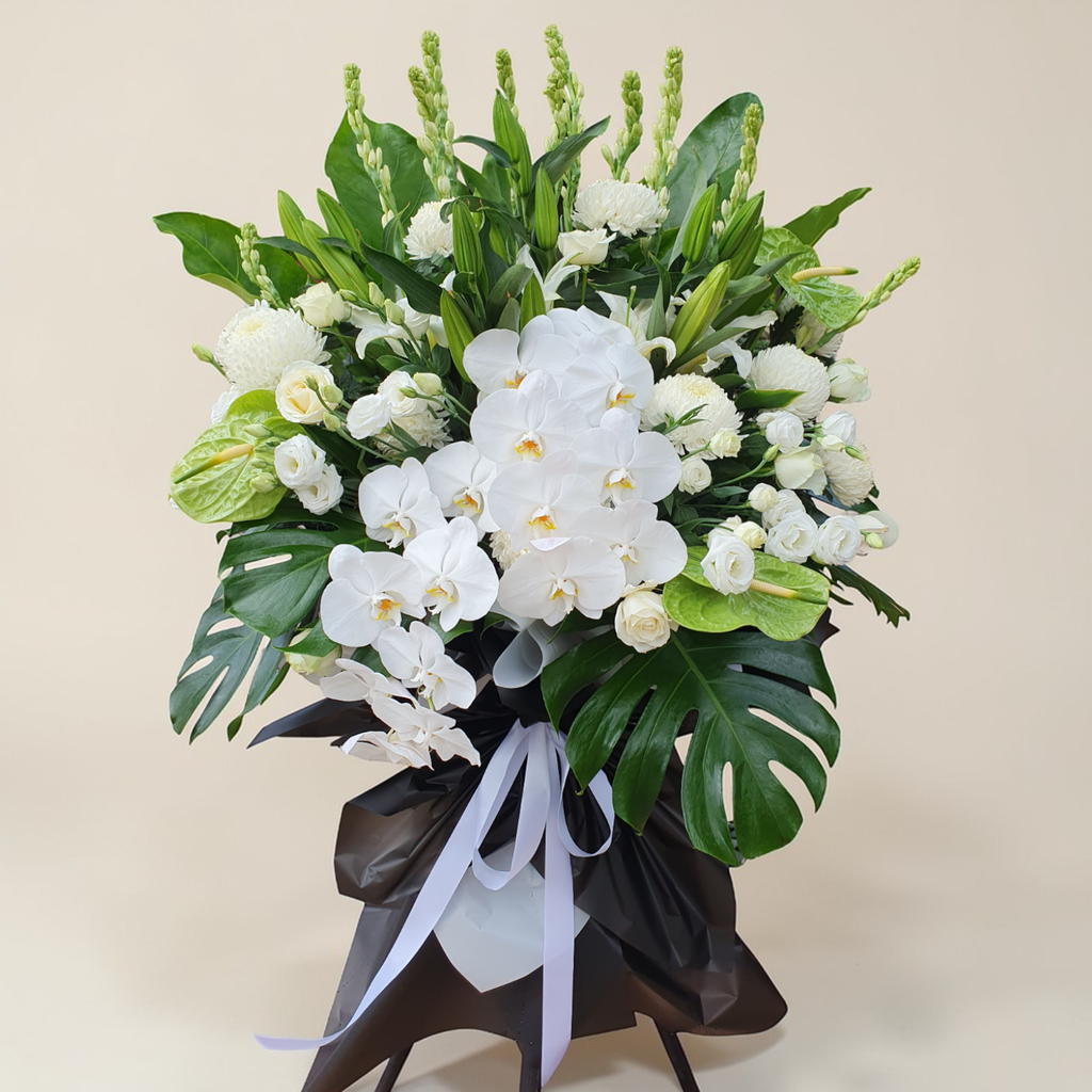 Peaceful Horizon condolence and funeral flowers sympathy stand with delivery in Kuala Lumpur and Selangor