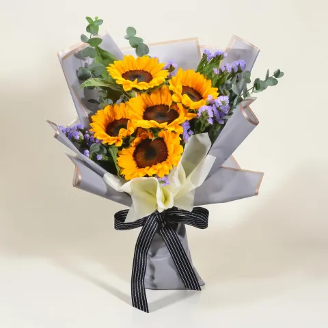 Success Celebration sunflower bouquet for university graduation with delivery in Kuala Lumpur and Selangor