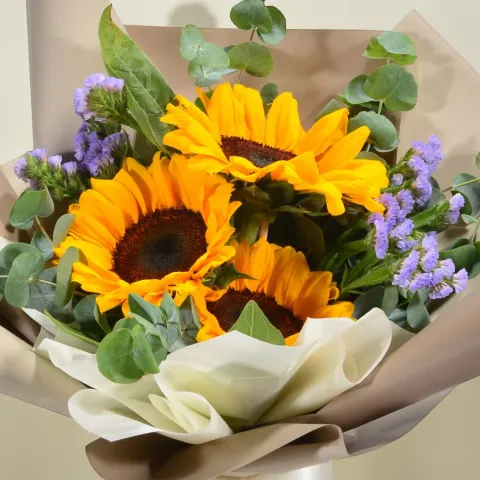 Success Celebration sunflower bouquet for university graduation with delivery in Kuala Lumpur and Selangor