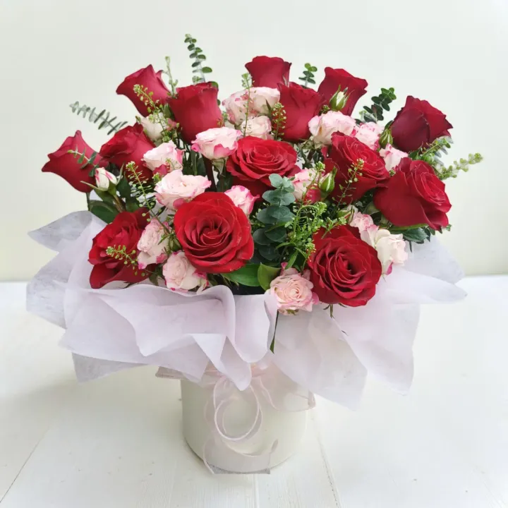 Endless Love eucalyptus and spray roses table arrangement for birthday or anniversary with delivery in Kuala Lumpur and Selangor