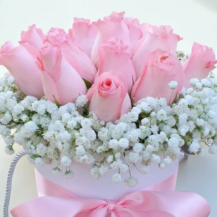 Blushing Romance rose and baby’s breath table arrangement for birthday or anniversary with delivery in Kuala Lumpur and Selangoreucalyptus-rose-table-arrangement-birthday-anniversary-delivery-kl-selangor-1-near
