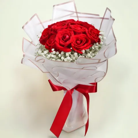 Scarlet Charm rose and baby’s breath hand bouquet for birthday or anniversary with delivery in Kuala Lumpur and Selangor