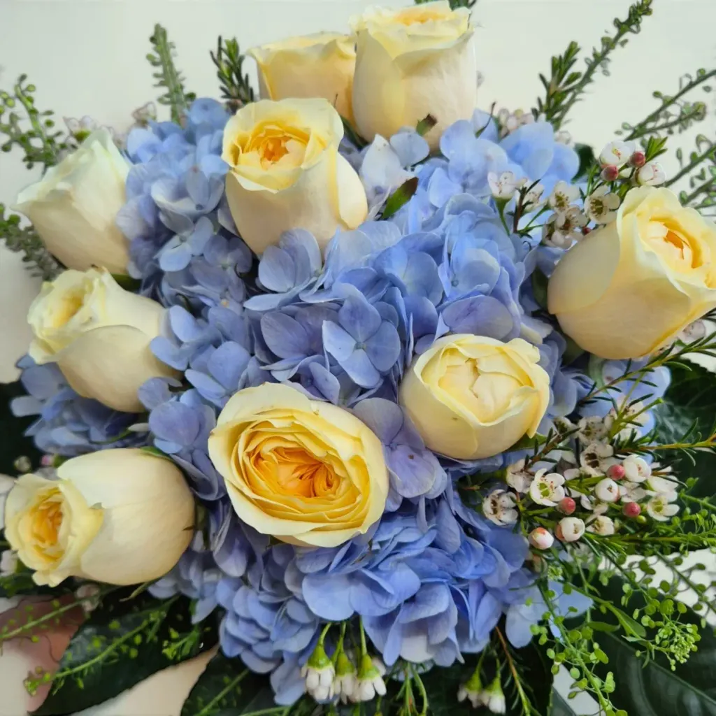 Floral Whisper rose and hydrangea hand bouquet for bridal and wedding with delivery in KL and Selangor
