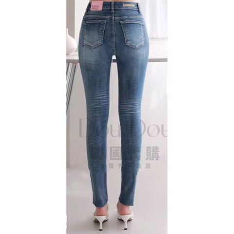 tw-11134207-820l4-mlcco4cws1s1ac