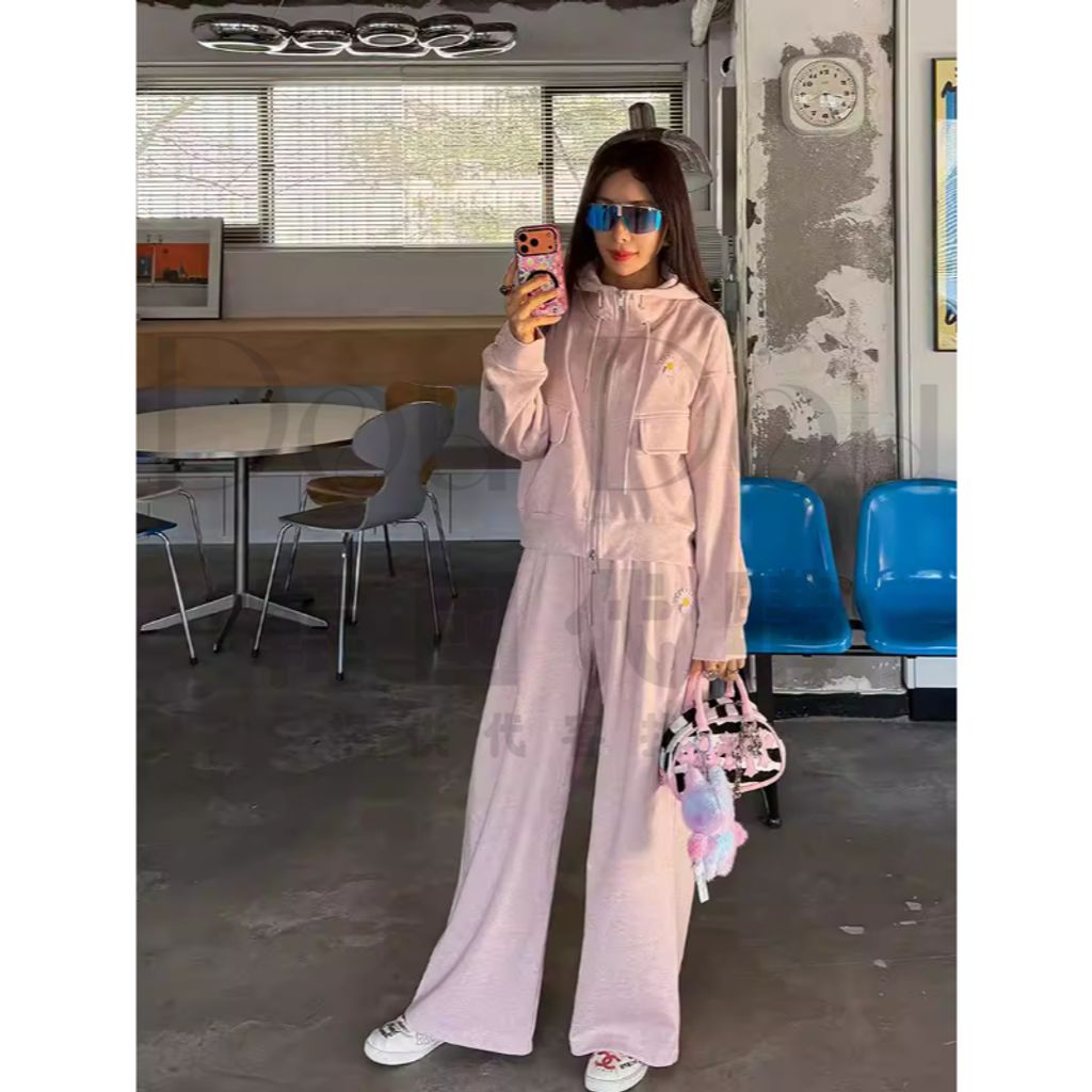 tw-11134207-820lg-mlghinzu2j9db2