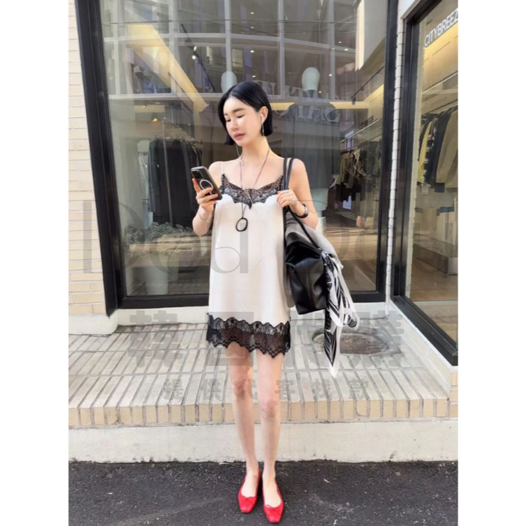 tw-11134207-820la-mlkgkdyatnuo93