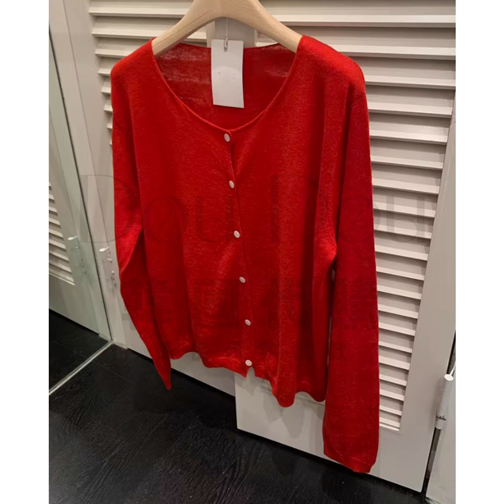 tw-11134207-820l9-mlnjatkm49oib3