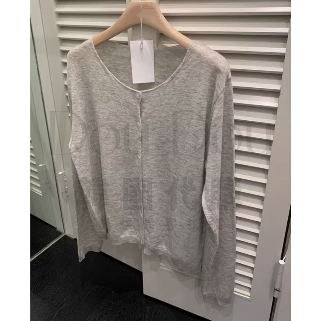 tw-11134207-820l6-mlnjatlzikn4d2