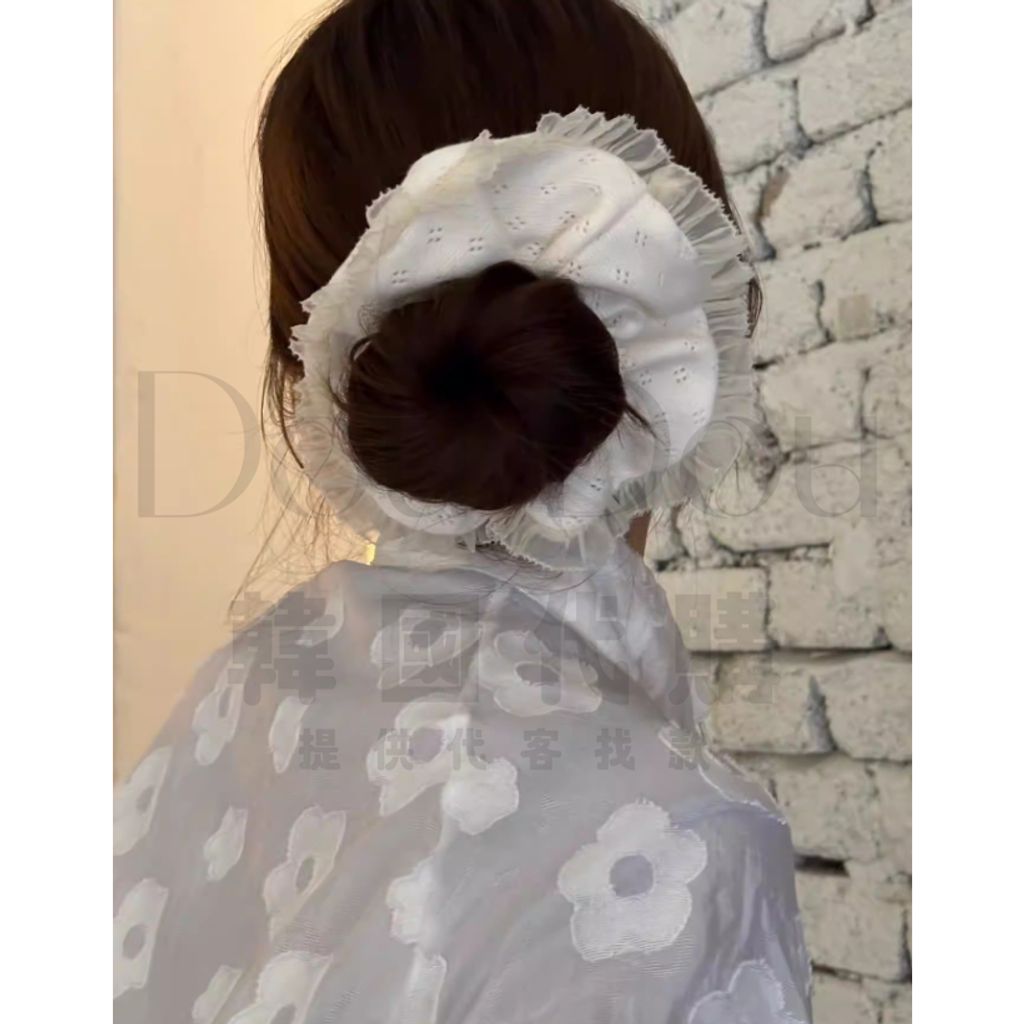 tw-11134207-820l8-mltcnckllsecb7