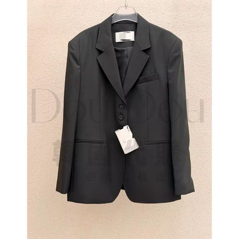 tw-11134207-820li-mlw9ld81pl3ce1