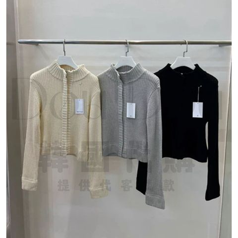 tw-11134207-820l5-mlwae79tcrno35