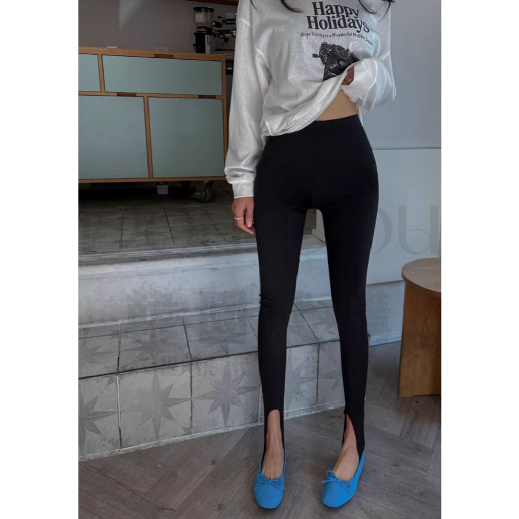 tw-11134207-820l6-mlx0bohf4utc93