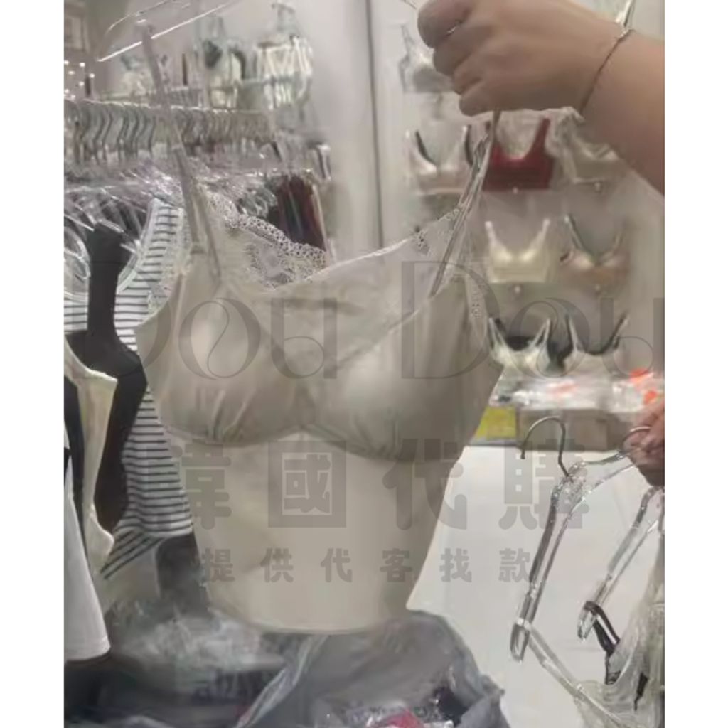 tw-11134207-820lh-mm012vw8s4xw55