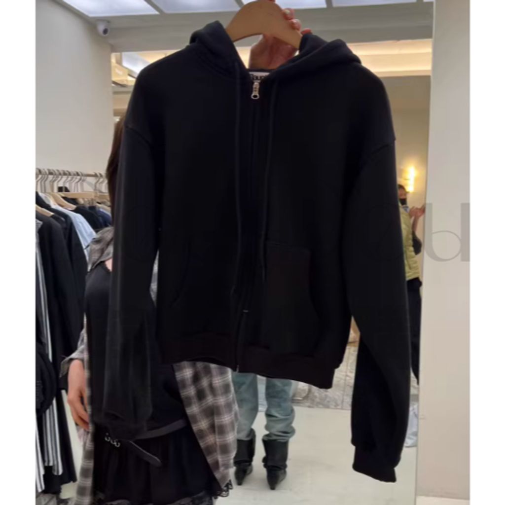 tw-11134207-820lc-mm0e4fr1jwgfc4