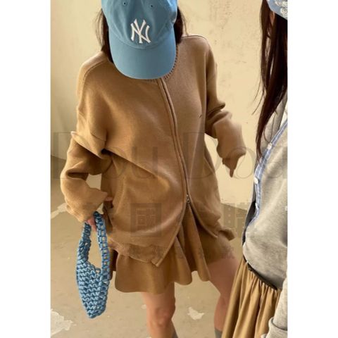 tw-11134207-820l8-mm0lar96y51hc3