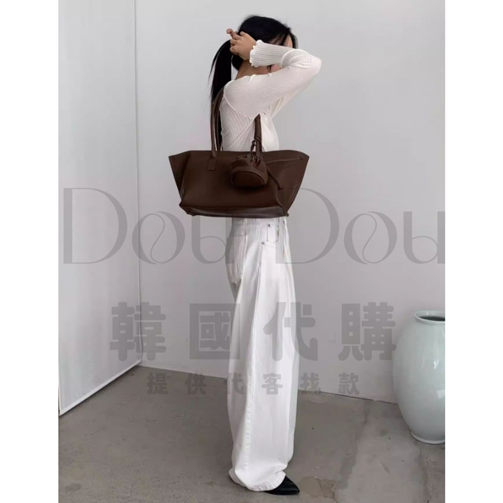 tw-11134207-820lg-mm2mqoxwav4225