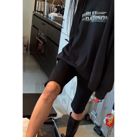 tw-11134207-820l6-mm4ud2zc2dc323