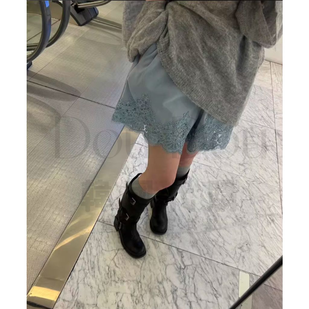 tw-11134207-820lh-mm8b1pahwflw2b