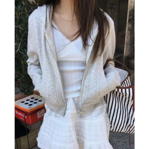 tw-11134207-820lh-mmagk0tt09anc3