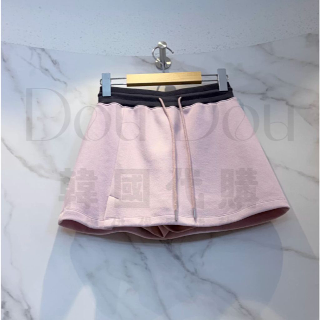 tw-11134207-820li-mmeli4xq9hqa4d