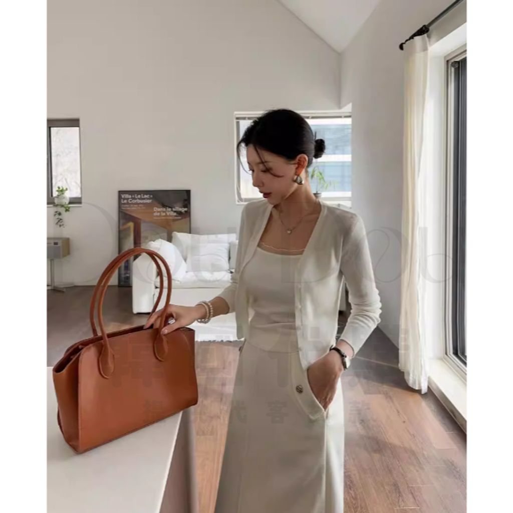 tw-11134207-820lg-mmhmhs0q6knj31