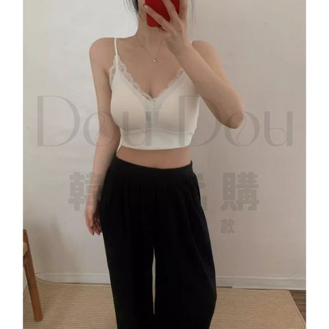 tw-11134207-820lf-mmj0zy6da0wf0c