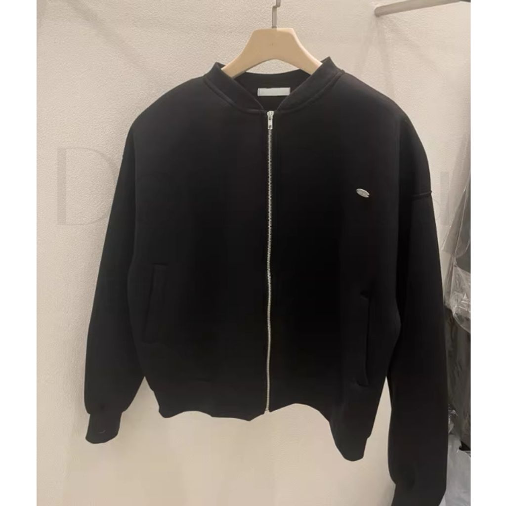 tw-11134207-820lg-mmlm2rvu756p30