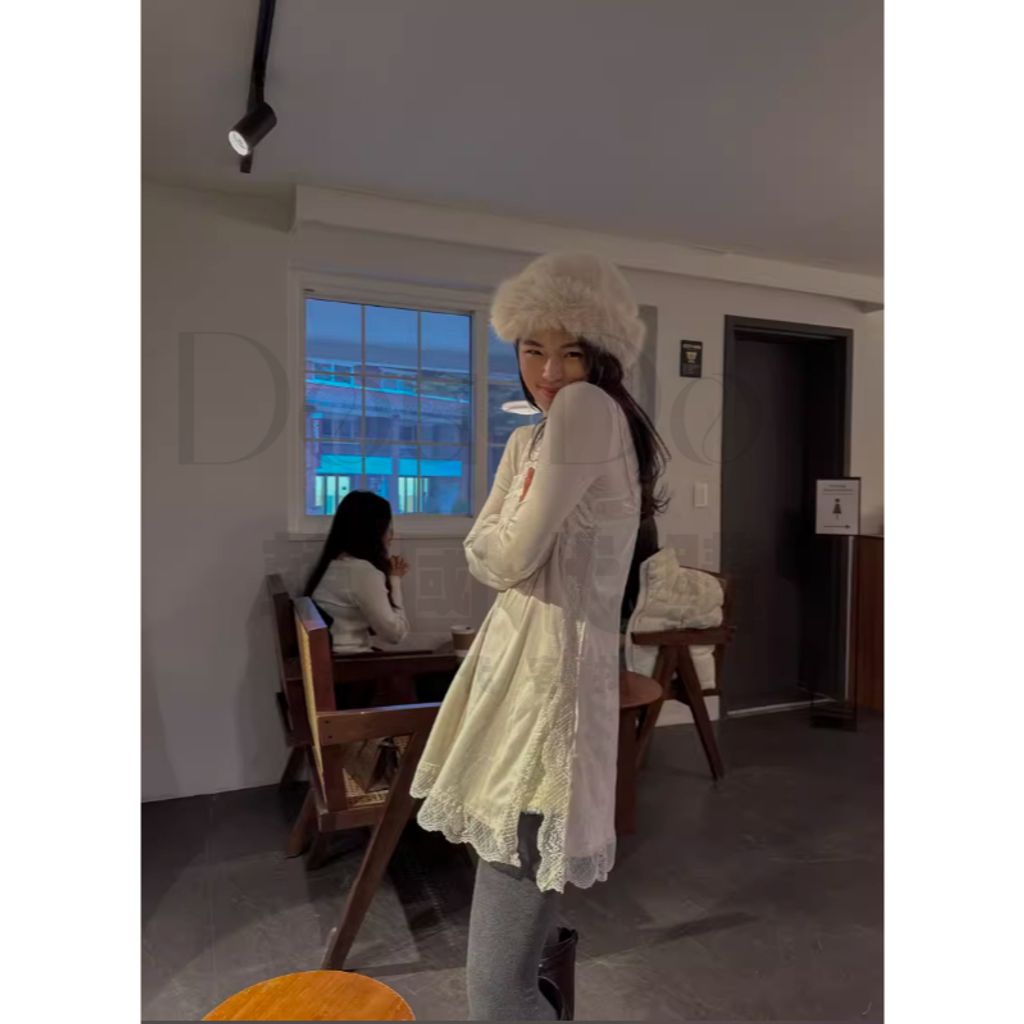 tw-11134207-820la-mmkc3e5lb6rld7