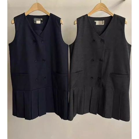 tw-11134207-820la-mmotkww19ngm7f