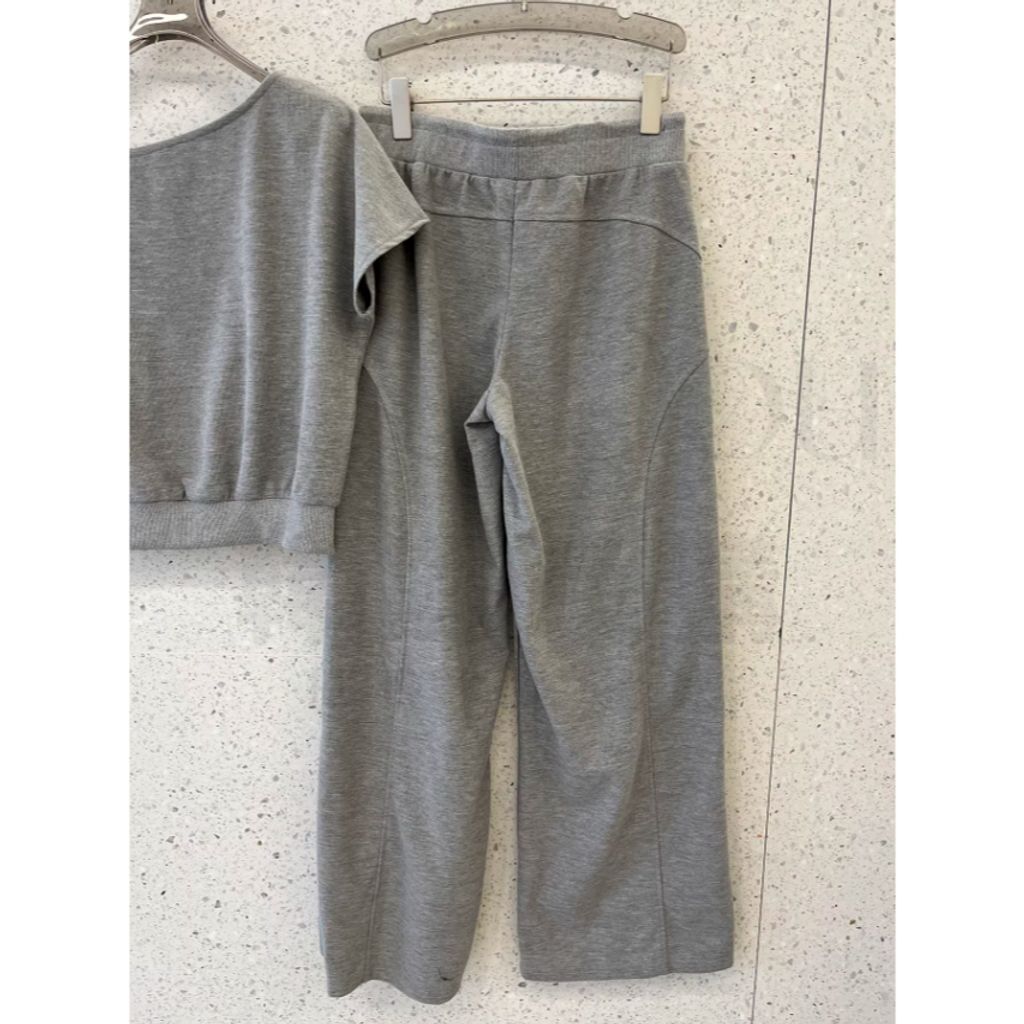 tw-11134207-820lb-mmujbh0nkq2p20