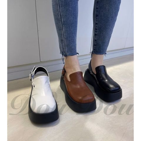 tw-11134207-7ras8-m2mj0crvvjvv2e