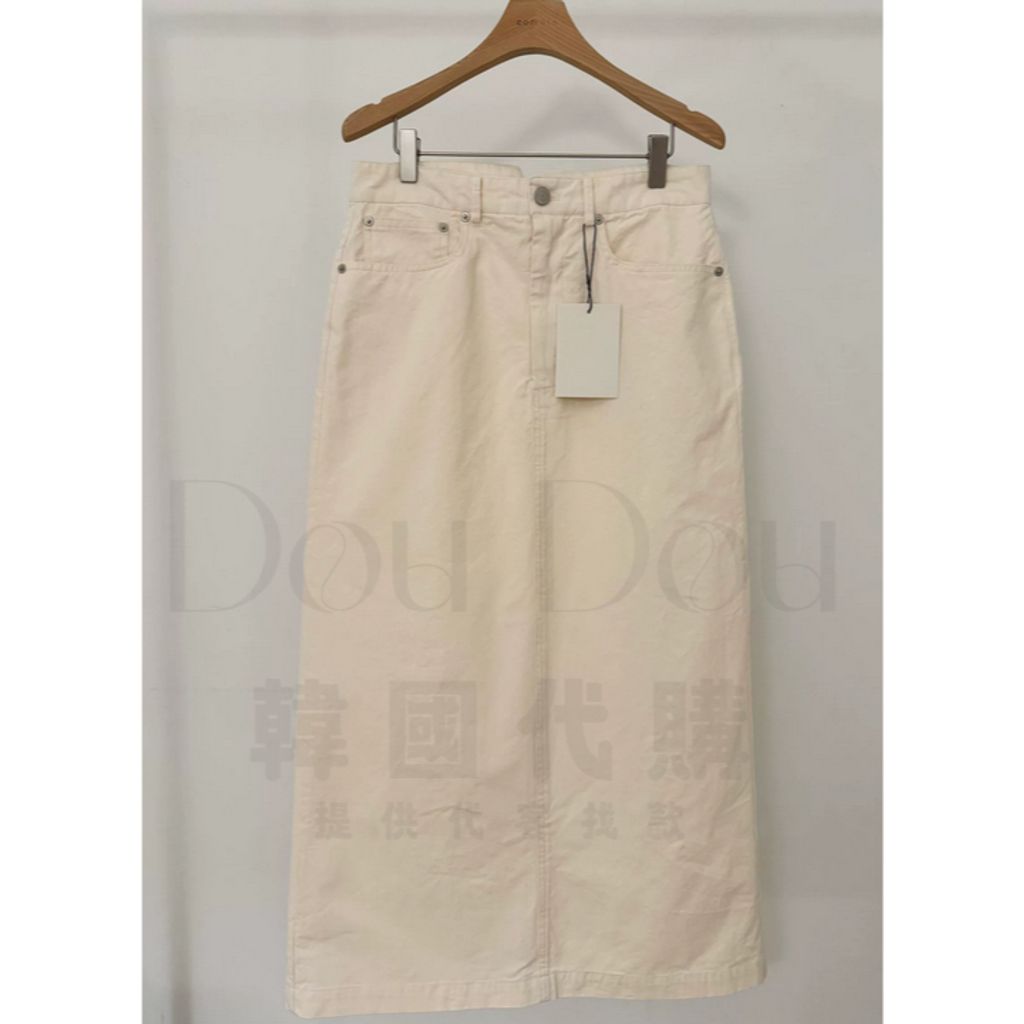 tw-11134207-820l9-mnau2484ym10d3