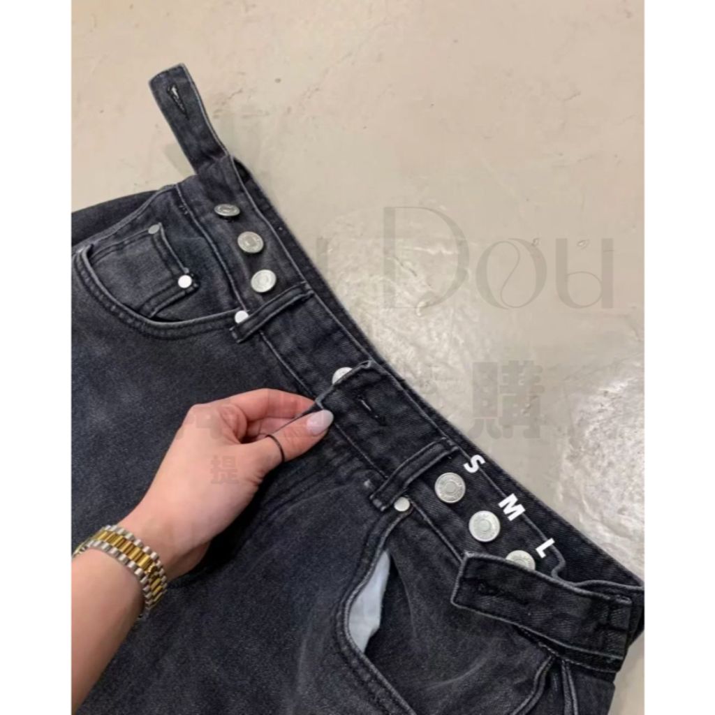 tw-11134207-820l4-mnel2di2mbyc83