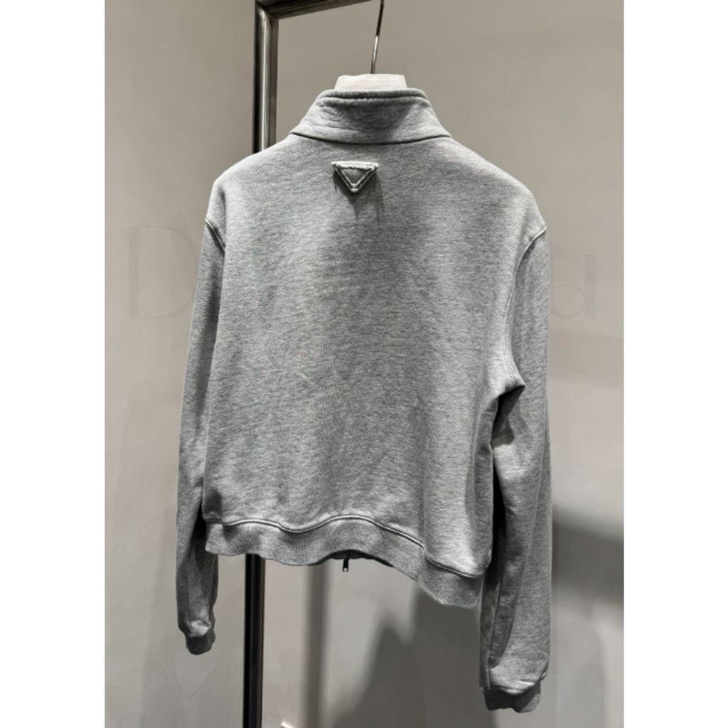 tw-11134207-820ld-mnfyypcl74lff7