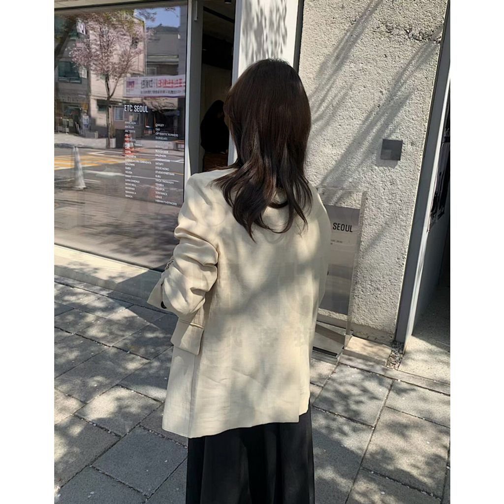 tw-11134207-820li-mnznunw95hc2c2