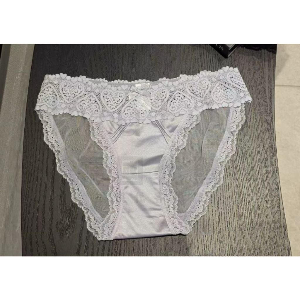 tw-11134207-820l6-mo5jg3h97e2q54