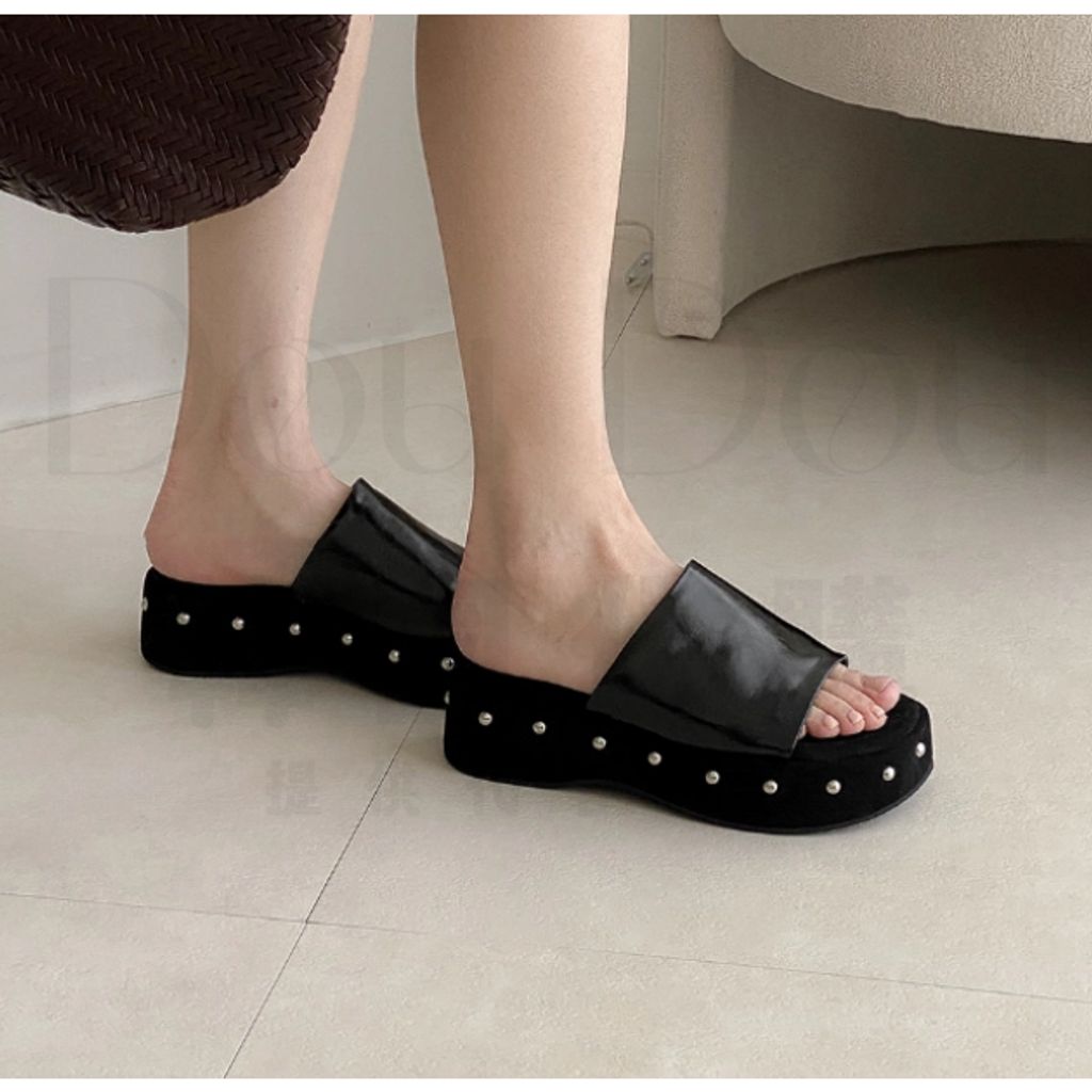 tw-11134207-820l9-moc2m6n6ueps24