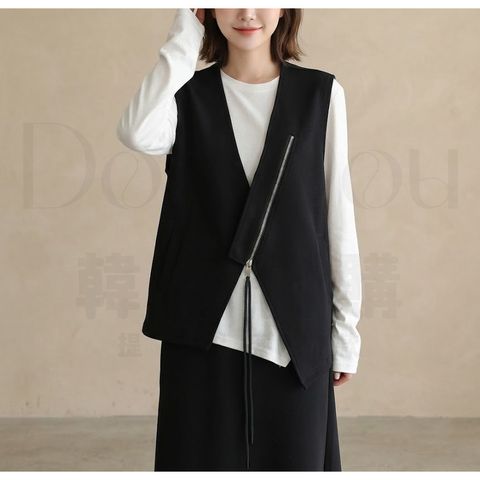 tw-11134207-820lc-moc25pvw34zy74