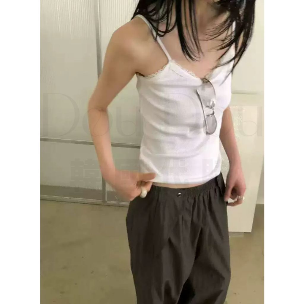 tw-11134207-820le-moj7ph1tb0gd4a