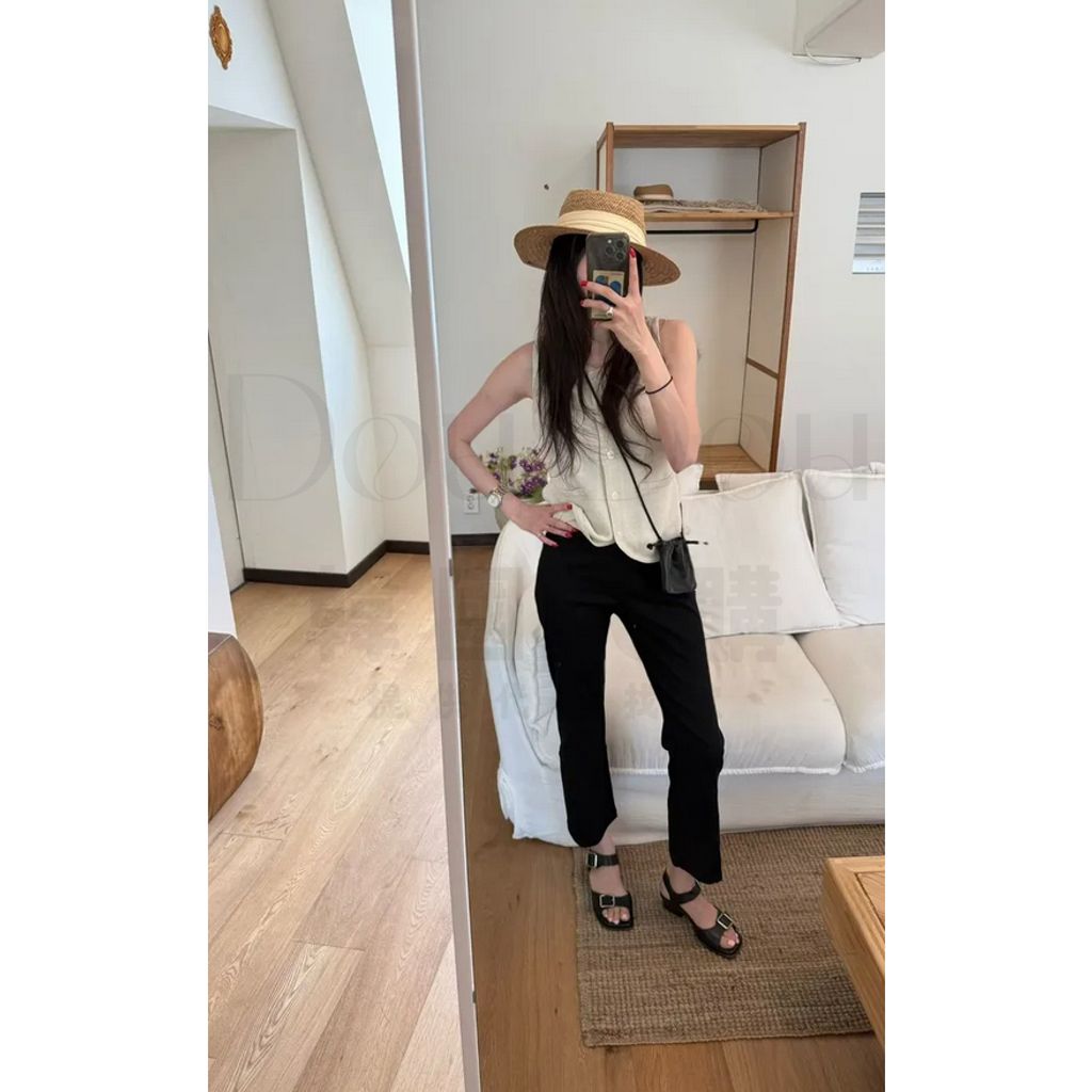 tw-11134207-820l9-mom1s7dakzr60a