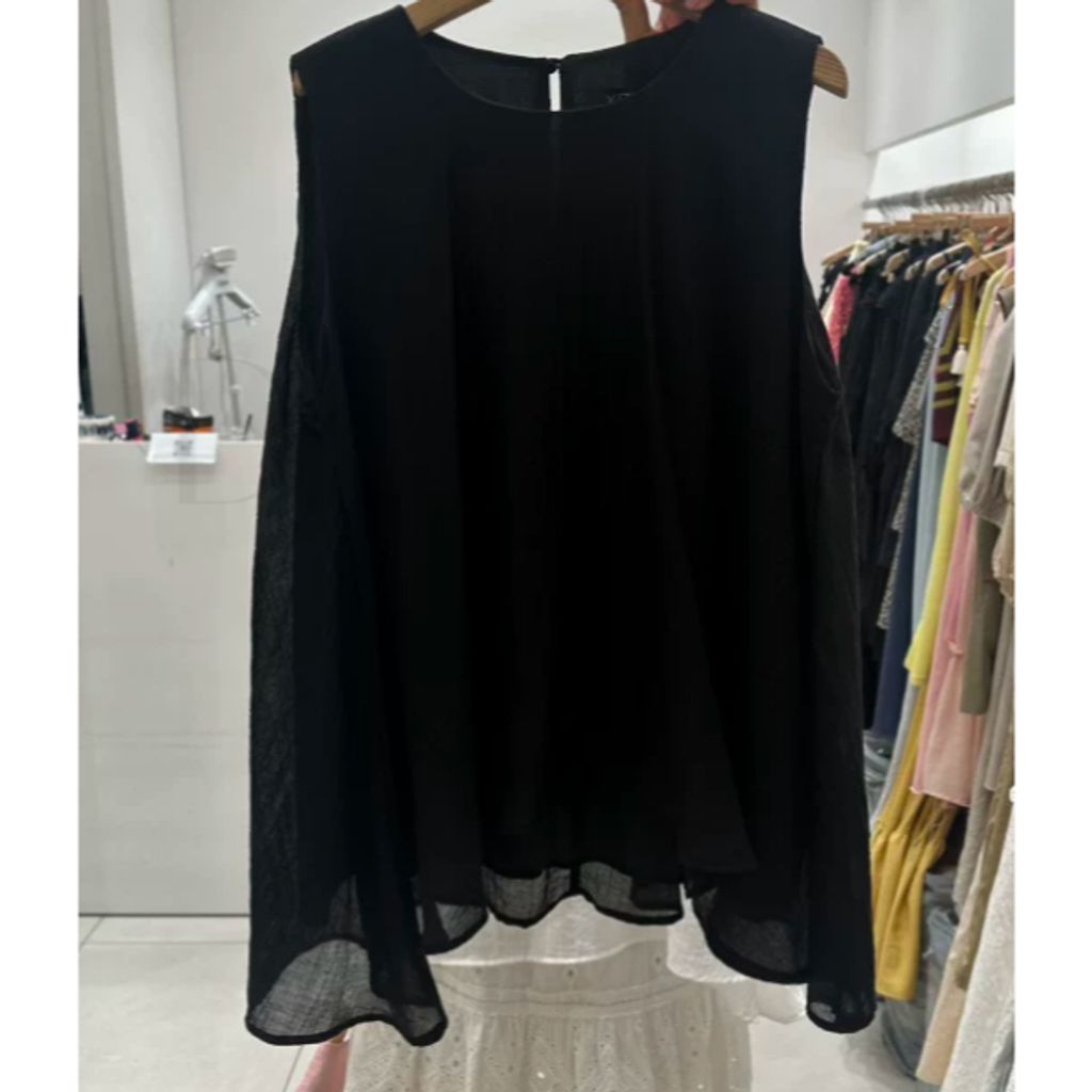 tw-11134207-820l8-mq6d7v9npfyj0c