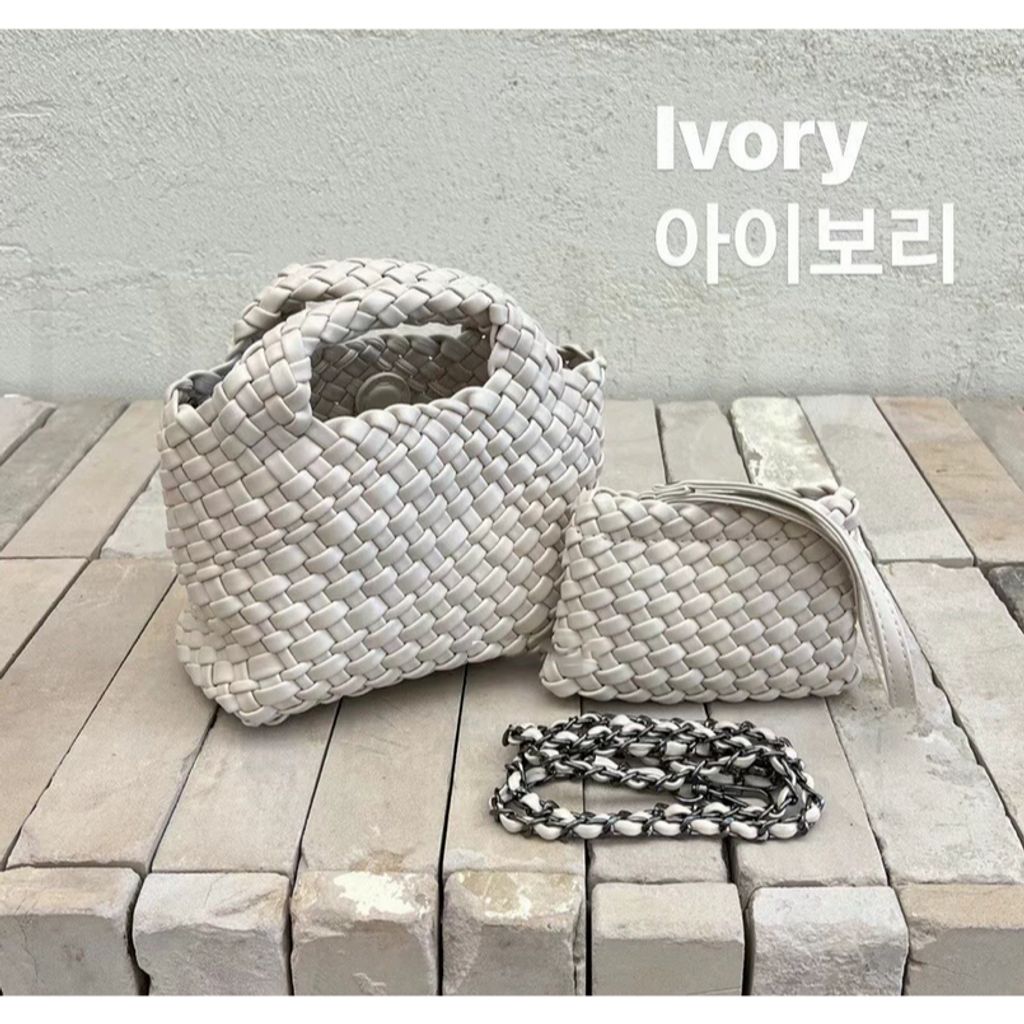 tw-11134207-820lg-mqem00va9mgy6f