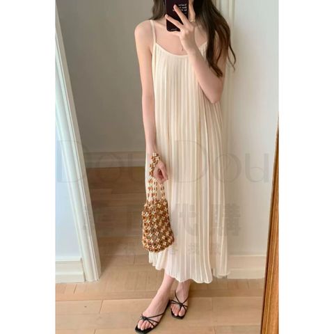 tw-11134207-820l7-mqhs8407skxsb7