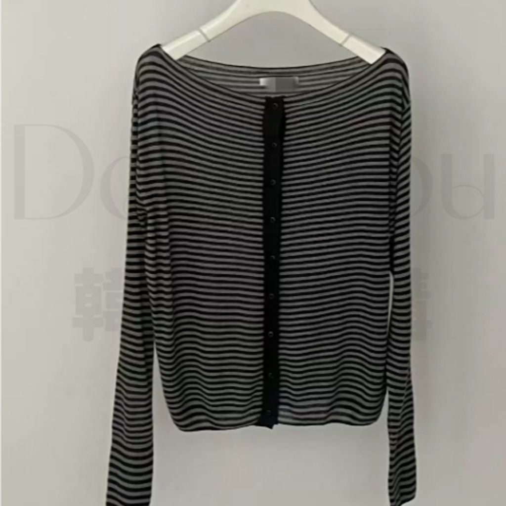 tw-11134207-820lc-msjz1pdakidkd4